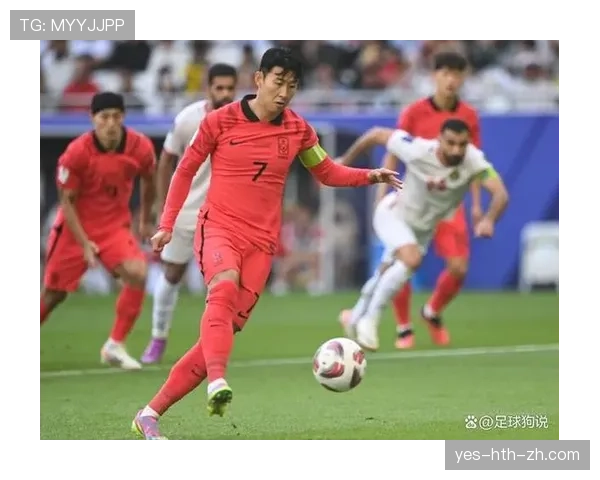 孙兴慜家冰箱里塞满泡菜，训练完回家第一件事是给狗顺毛